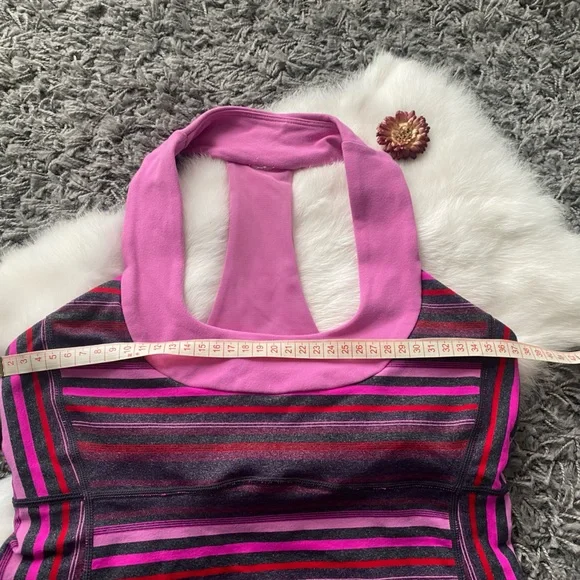 Lululemon Scoop Neck Tank - Picture 7 of 9